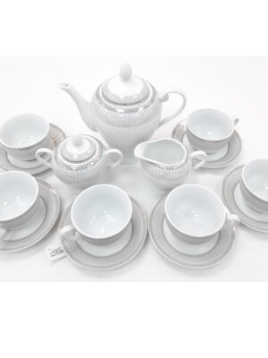 JUEGO DE TÉ DE LOZA FINA CON DISEÑO