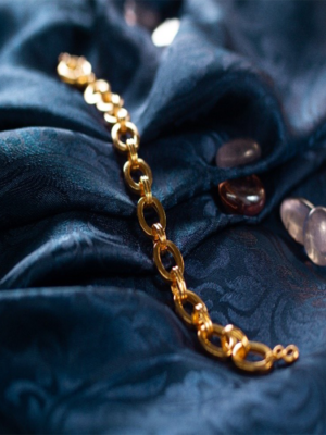 PULSERA ENCHAPADO CON ORO